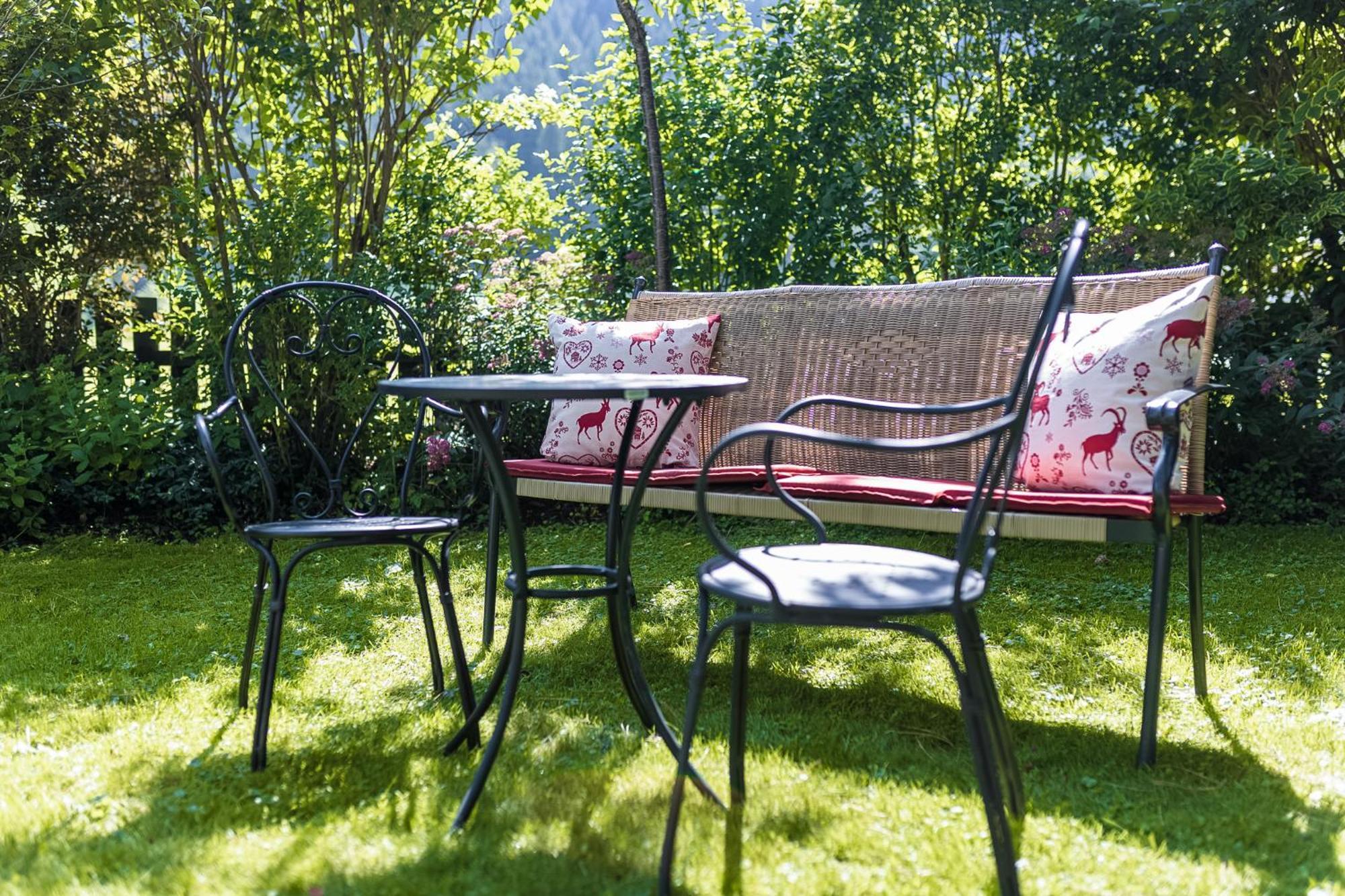 Aparthotel Landhaus St. Joseph Mayrhofen Ngoại thất bức ảnh