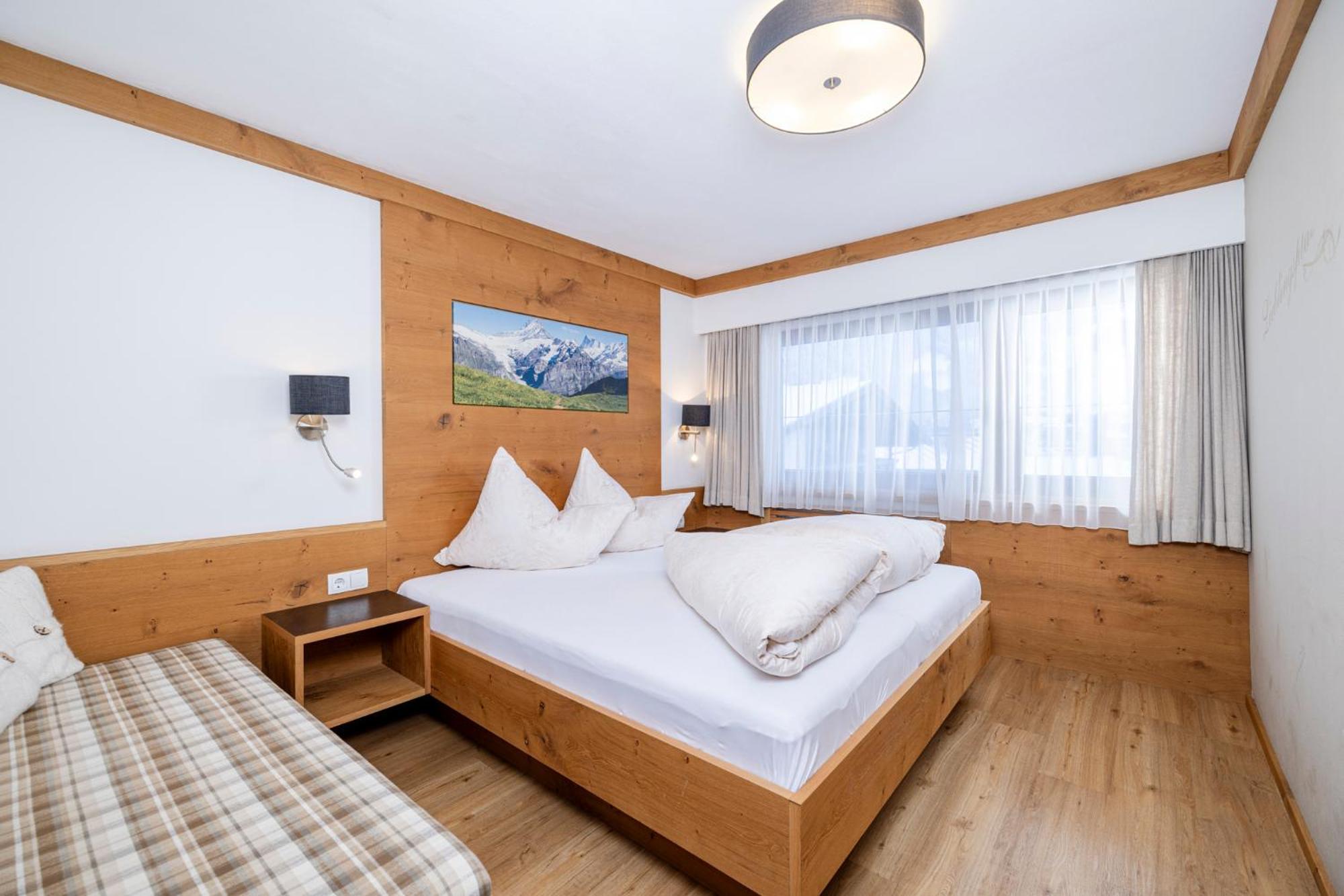 Aparthotel Landhaus St. Joseph Mayrhofen Ngoại thất bức ảnh