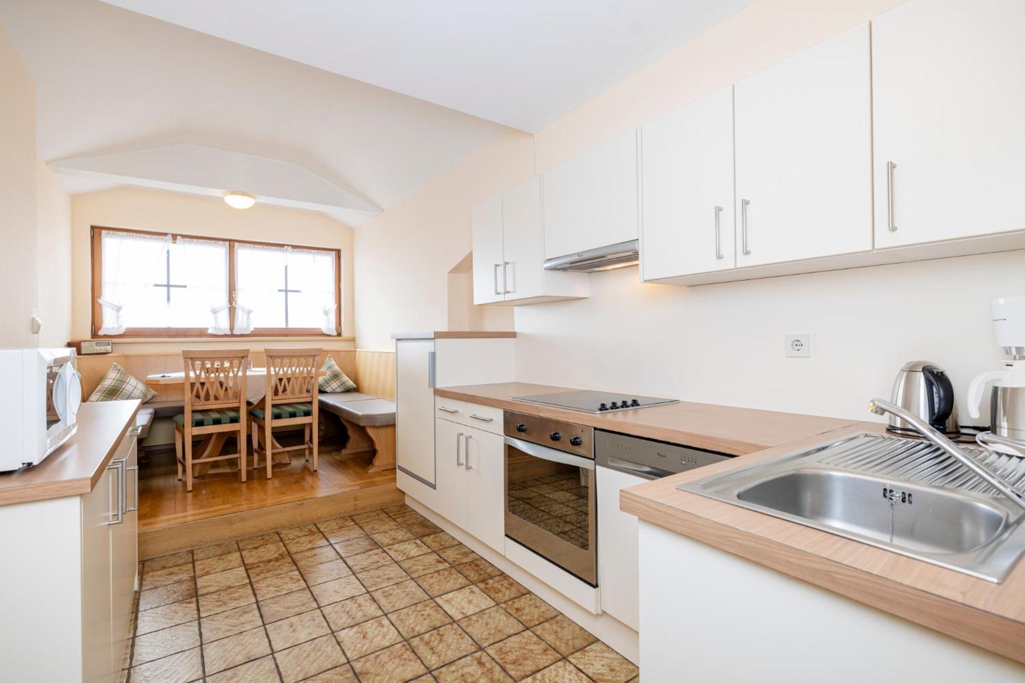 Aparthotel Landhaus St. Joseph Mayrhofen Ngoại thất bức ảnh